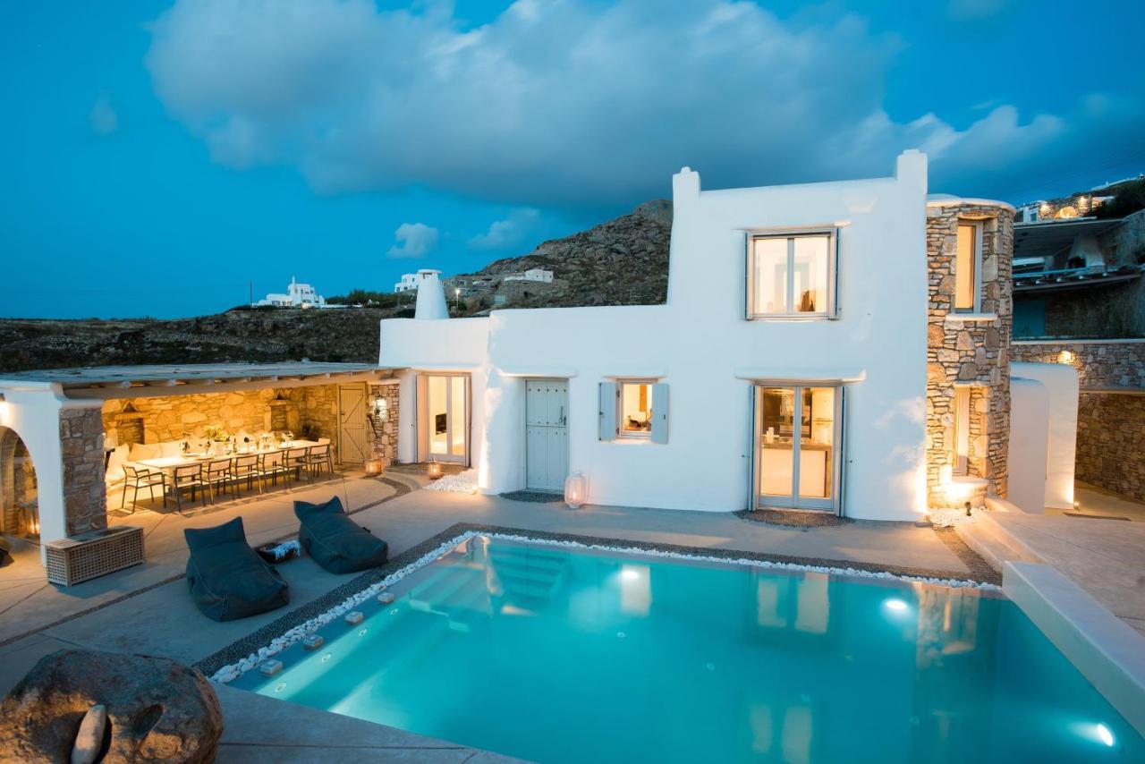 Mykonos Cloud White * Mykonos Town